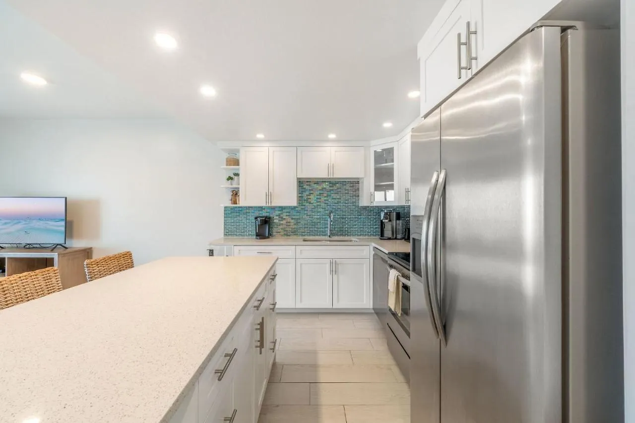 Next To Ritz Carlton, Oceanview 1Br On Seven Mile Beach Cayman Islands