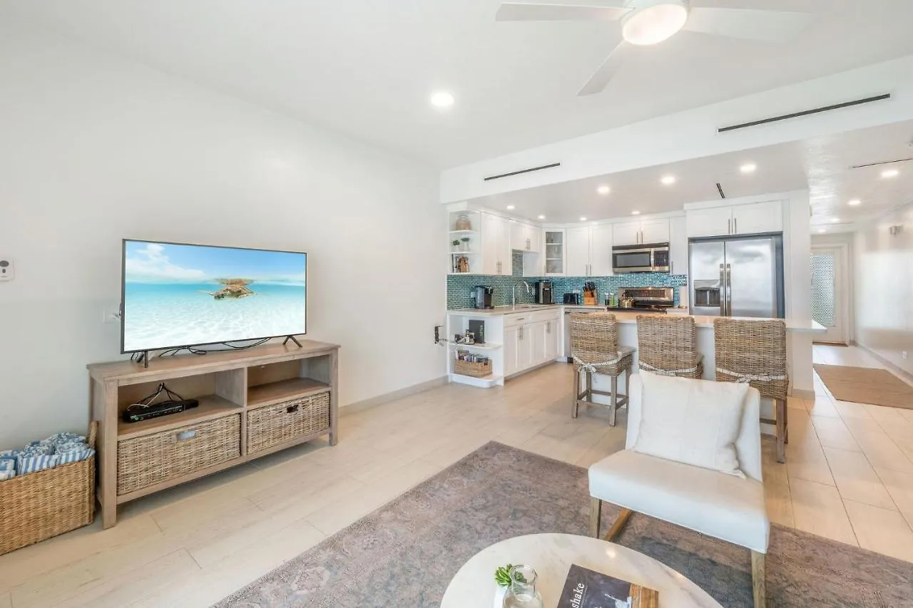 Apartment Next To Ritz Carlton, Oceanview 1Br On Seven Mile Beach Cayman Islands