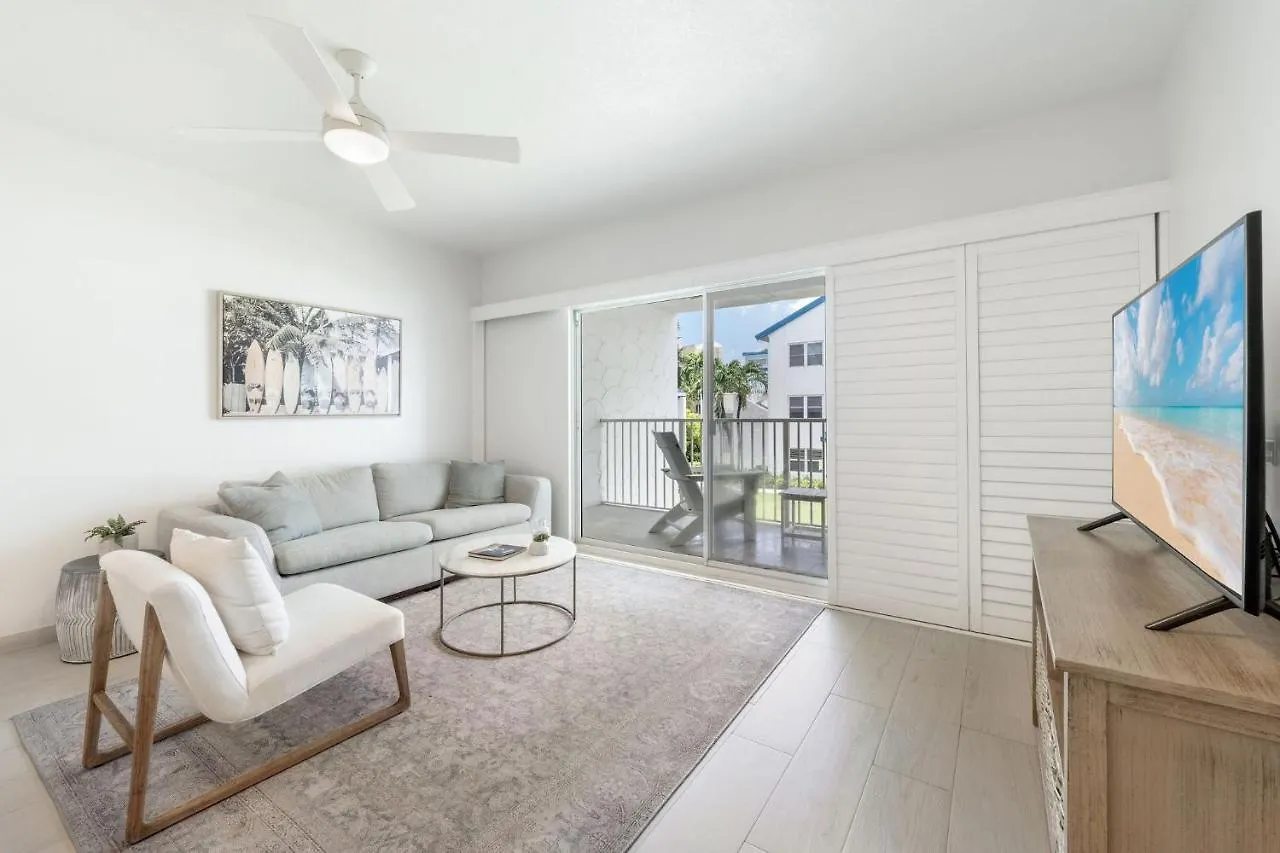 Next To Ritz Carlton, Oceanview 1Br On Seven Mile Beach 0*,